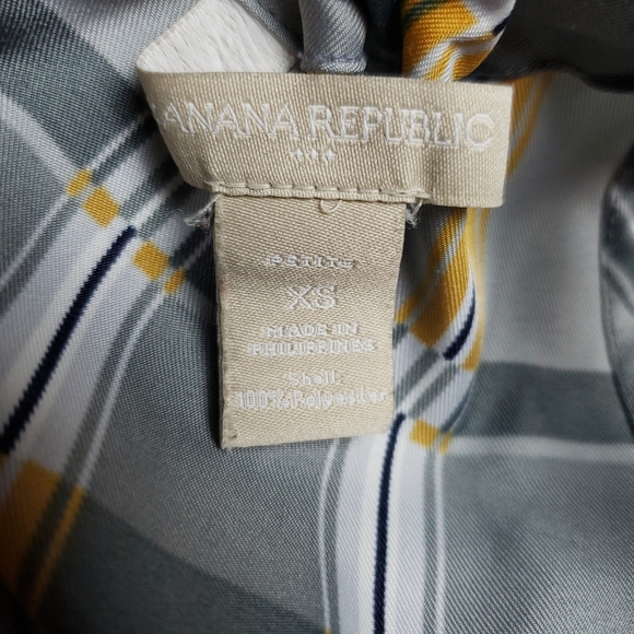 Banana Republic Factory Sleeveless Ruffle Blouse Size XS Petite - Picture 3 of 5